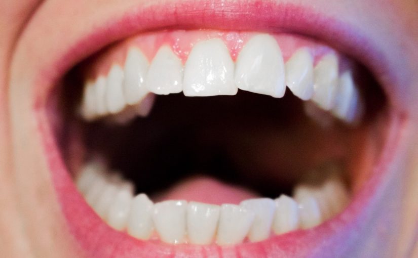 Obecna technika używana w salonach stomatologii estetycznej być może sprawić, że odzyskamy śliczny uśmiech.